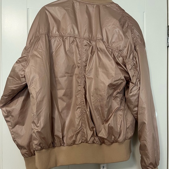Old Navy Oversized Bomber Jacket - Picture 12 of 12